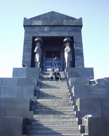 avala